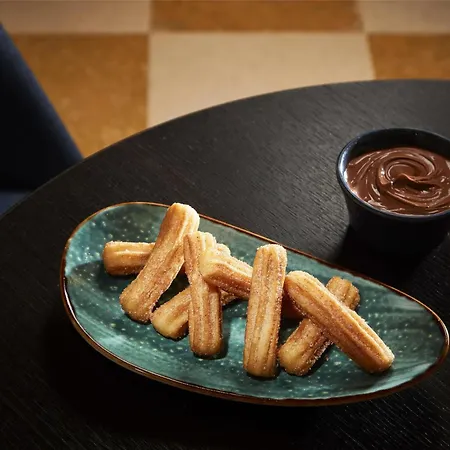 Hotel Nh Campo Grande 4*