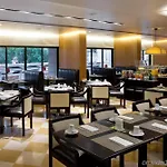 里斯本格兰德营nh酒店 4* Lisboa